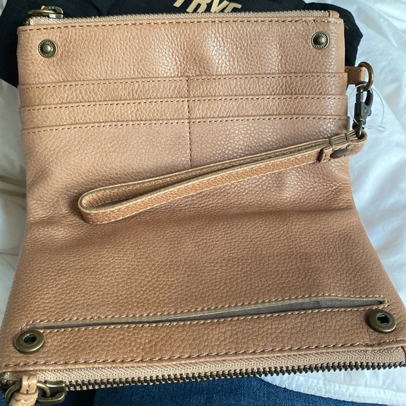 Frye Clutch NEW - Picture 4 of 4